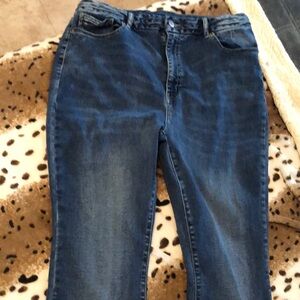 Women’s non distressed flare jeans